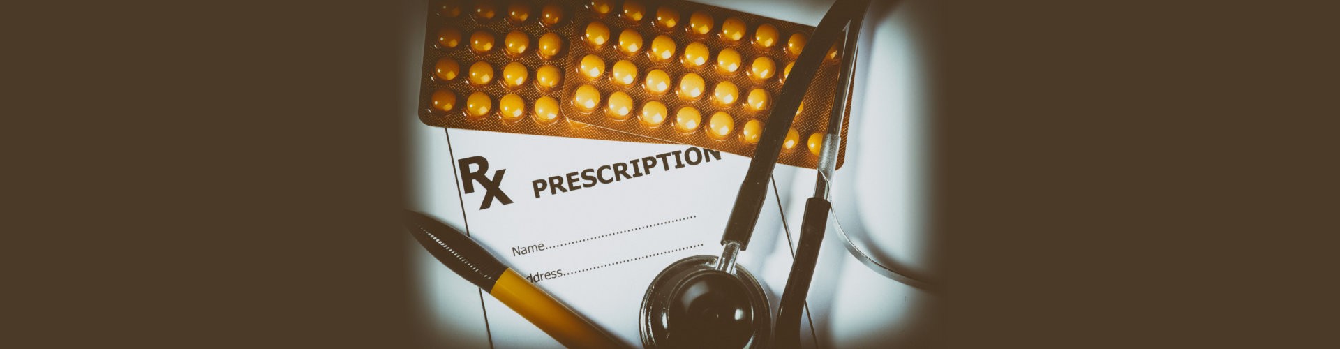 Prescription for drugs against diseases. Vitamin, medicaal.